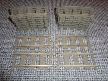 Partij O191=Lego 9v trein rails, 4x Recht+16x Bocht (Nog 3x) beschikbaar voor biedingen