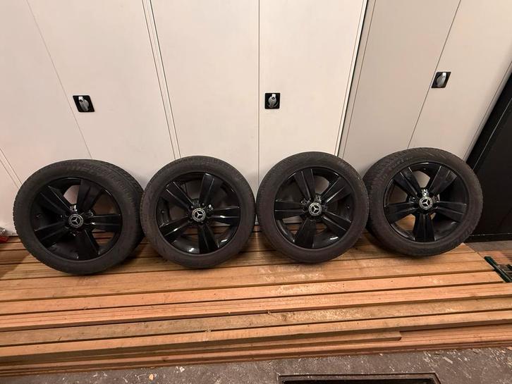Velgen Vito winterset - Set van 4, Auto-onderdelen, Banden en Velgen, Velg(en), Winterbanden, 17 inch, 225 mm, Bestelwagen, Gebruikt
