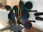 Wii Rock Band / Guitar Hero set – compleet met instrumenten, Spelcomputers en Games, Ophalen, Muziek, Zo goed als nieuw, 3 spelers of meer