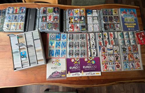 Voetbalplaatjes verzameling te koop., Hobby en Vrije tijd, Verzamelkaartspellen | Overige, Gebruikt, Meerdere kaarten, Foil, Ophalen of Verzenden