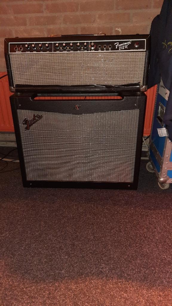 Fender Frontman 212R versterker en Fender mustang speakerbox, Muziek en Instrumenten, Versterkers | Bas en Gitaar, Gebruikt, Gitaar