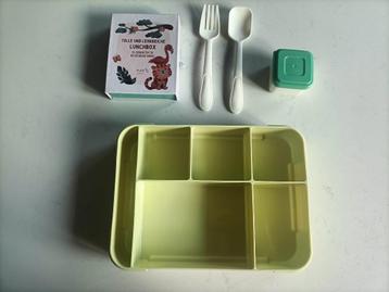 Nieuwe lunchbox met educatieve kaartjes  beschikbaar voor biedingen