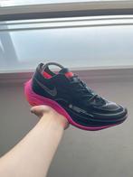 Nike ZoomX Vaporfly Next% 2 – Zwart/Pink Blast – Maat EU 44, Gebruikt, Verzenden, Hardlopen, Hardloopschoenen