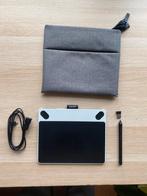 Tekentablet Wacom Intuos incl. Draadloze Adapter en hoesje, Computers en Software, Tekentablets, Ophalen of Verzenden, Gebruikt