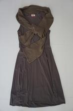 2026 Jurk grijs met sjaal ballonjurk maat 2 = S M - 36 38 40, Maat 38/40 (M), Ophalen of Verzenden, Zo goed als nieuw, Grijs