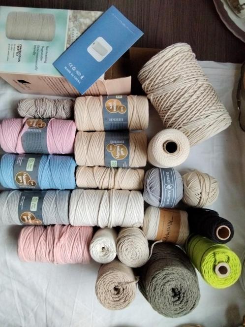 Macramé garen partij o.a. action, durable, langkava., Hobby en Vrije tijd, Breien en Haken, Zo goed als nieuw, Breien of Haken