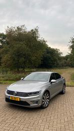 Volkswagen Passat 1.4 TSI 160KW GTE Phev Dsg6 2015 Grijs, Zwart, 1395 cc, 1600 kg, Sedan