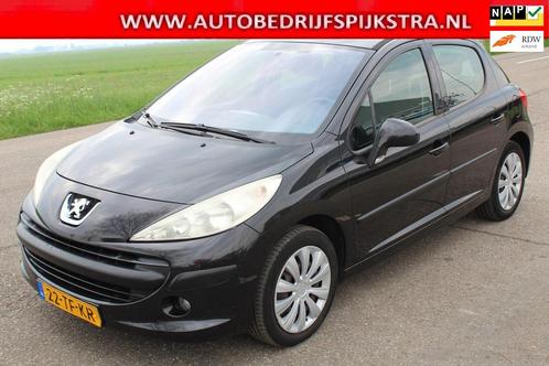 Peugeot 207 1.6-16V XT // 5-DRS / AIRCO //, Auto's, Peugeot, Bedrijf, Te koop, ABS, Airbags, Airconditioning, Boordcomputer, Centrale vergrendeling