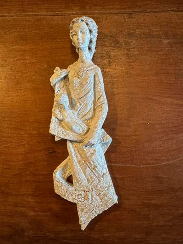 Vintage madonna met kind wandbeeld beschikbaar voor biedingen