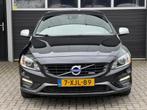 Volvo V60 2.4 D6 AWD Plug-In Hybrid R-Design INC BTW Xenon/L, Auto's, Volvo, 215 pk, Te koop, Gebruikt, 750 kg
