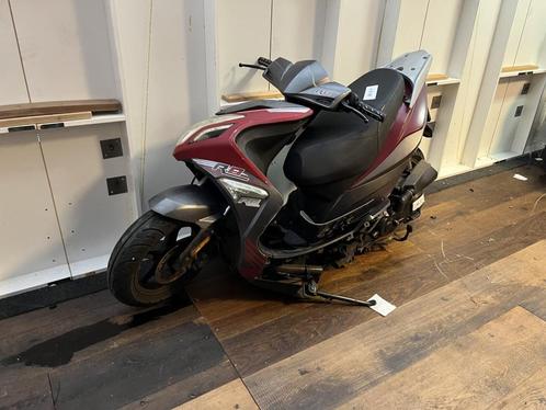 AGM R8 onderdelen. oa motorblok koplamp remklauw, Motoren, Tuning en Styling, Ophalen of Verzenden