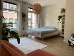Mooi minimalistisch bed bedframe Made dot com