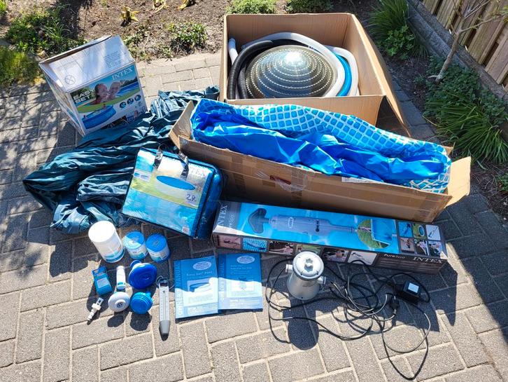 Compleet Intex zwembad 305 cm incl. Solar bol en stofzuiger, Tuin en Terras, Zwembaden, Gebruikt, Opblaaszwembad, Minder dan 80 cm