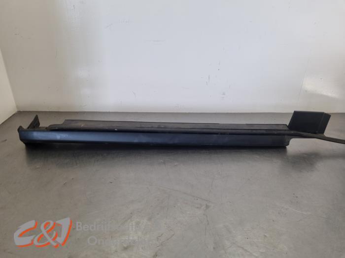 Afdeklijst dorpel rechts van een Ford Transit Connect, Auto-onderdelen, Interieur en Bekleding, Ford, Gebruikt, 3 maanden garantie