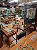 Ivm vakantie GESLOTEN! Vintage winkel stoel wandmeubel kast, Ophalen, Gebruikt, ..., ...