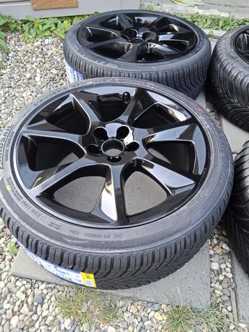 audi a1 A1 polo ibiza 5x100 215-40-17 golf4 fabia fox  beschikbaar voor biedingen