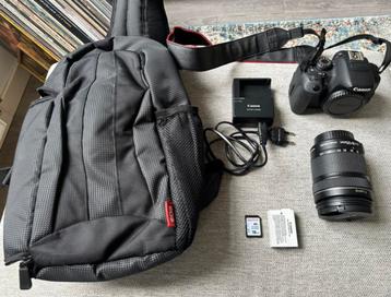 Canon EOS 700D + 18–135mm IS STM Lens - Full Kit! beschikbaar voor biedingen