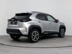 Toyota Yaris Cross 1.5 Hybrid 130 Executive | Glazen Panoram, 12 maanden, 1195 kg, Gebruikt, Leder en Stof