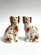 Paar Staffordshire Spaniels "Wally Dugs" 19e eeuw, Antiek en Kunst, Ophalen of Verzenden
