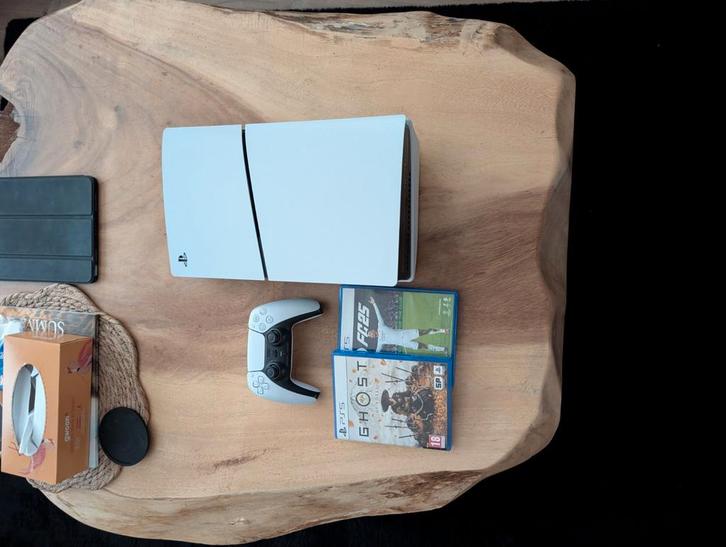 Playstation 5  + Ghost of Yotei | Disk | VASTE PRIJS, Spelcomputers en Games, Spelcomputers | Sony PlayStation 5, Zo goed als nieuw