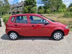 Mooie Daewoo Kalos te koop, rijdt als een zonnetje, Auto's, Kalos, Metallic lak, Particulier, Te koop