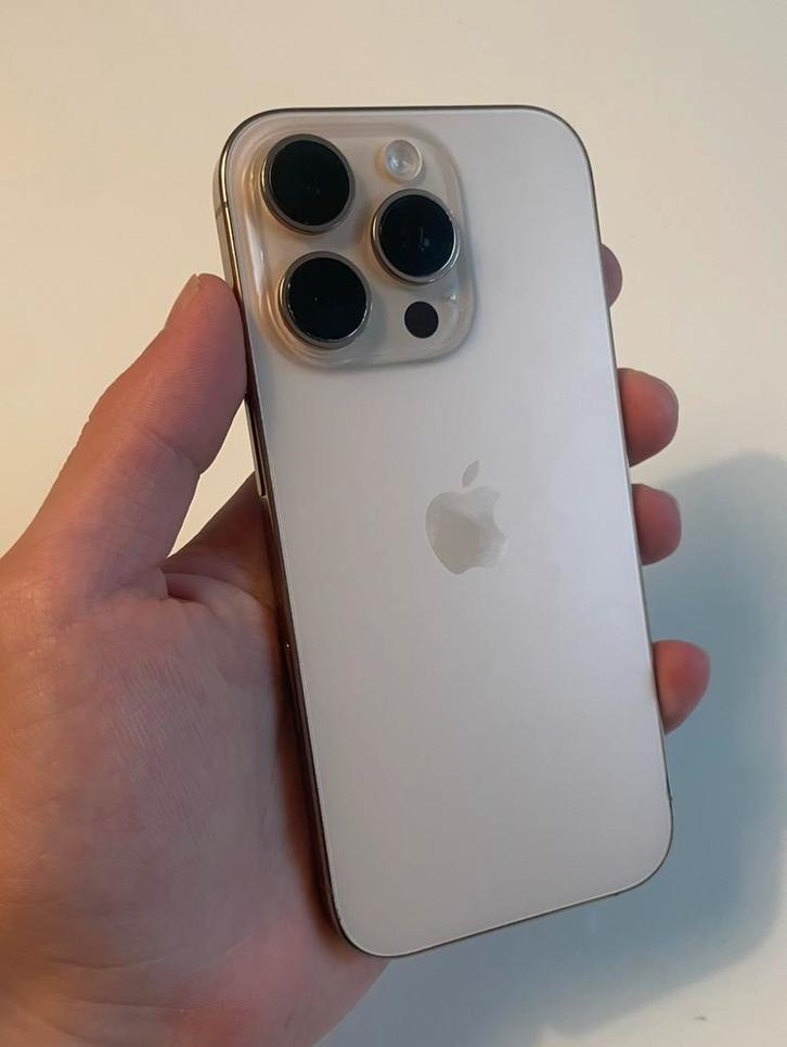 iPhone 16 Pro | 256GB | Batterijcapaciteit 98%, Telecommunicatie, Mobiele telefoons | Hoesjes en Frontjes | Apple iPhone, Zo goed als nieuw