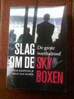 voetbalboek- Slag om de skyboxen-De grote voetbalroof, Ophalen of Verzenden, Zo goed als nieuw, Balsport