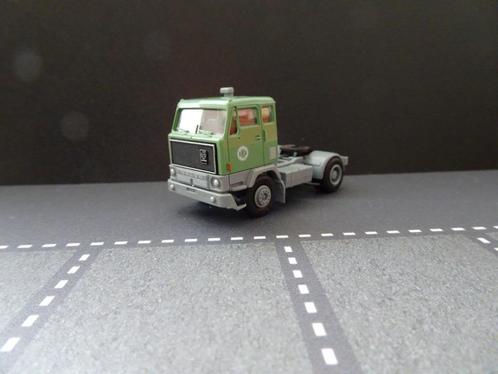 816 albedo herpa volvo f88 f89 2-as trekker ekb 1:87 truck, Hobby en Vrije tijd, Modelauto's | 1:87, Zo goed als nieuw, Bus of Vrachtwagen