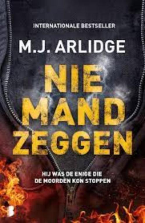 Diverse titels van M.J Arlidge, Boeken, Thrillers, Zo goed als nieuw, Nederland, Ophalen of Verzenden