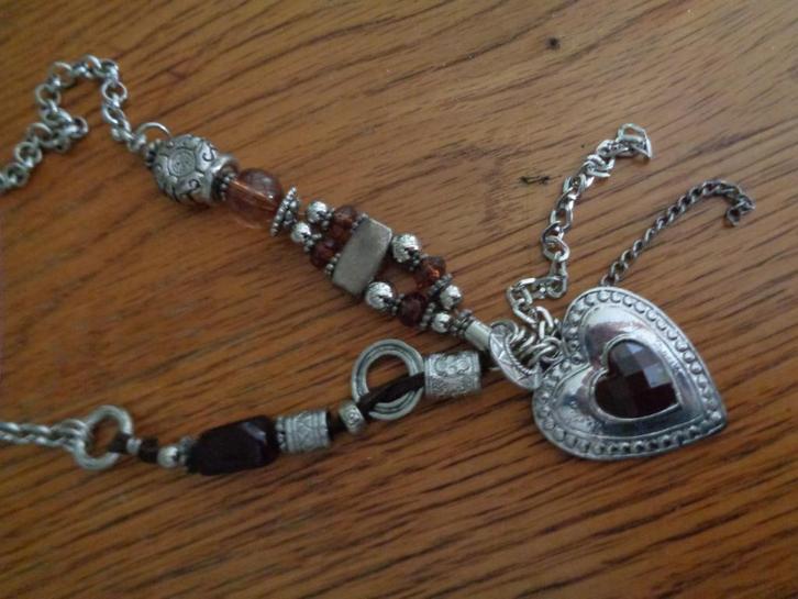 zilverkl jasseron ketting met hart en bruine glas kralen, Sieraden, Tassen en Uiterlijk, Kettingen, Nieuw, Overige materialen