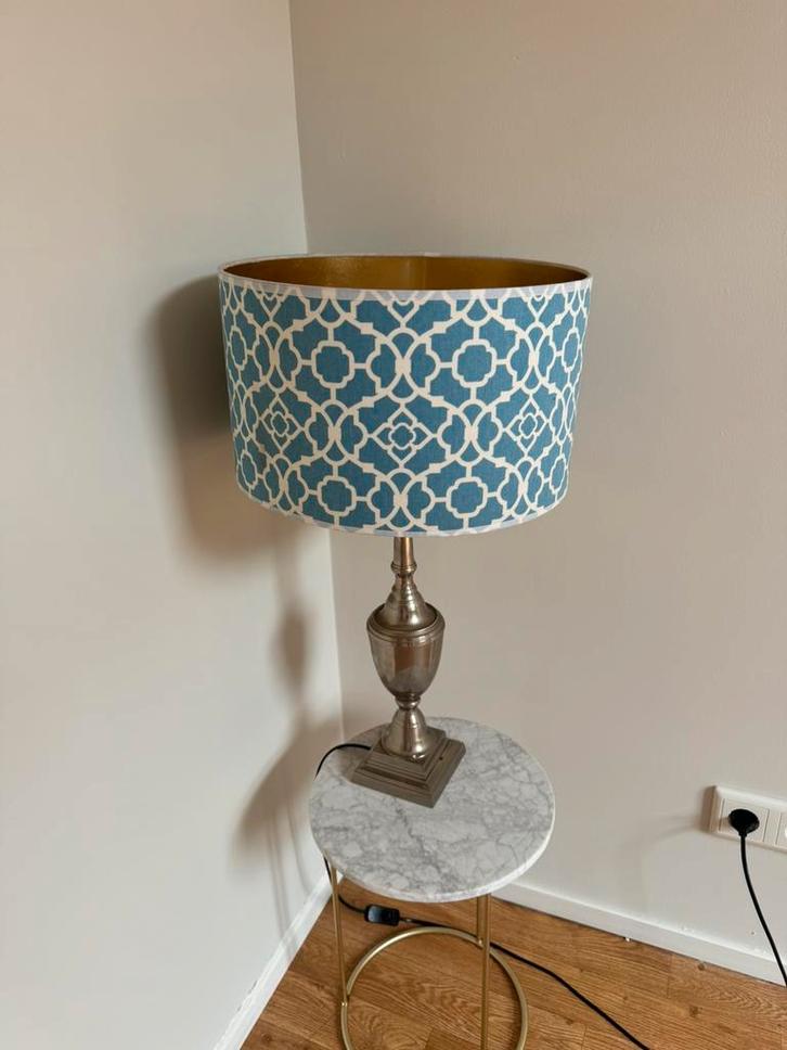 Prachtige blauw barok lampenkap met gouden binnenkant, Huis en Inrichting, Lampen | Lampenkappen, Rond, Blauw, Ophalen of Verzenden