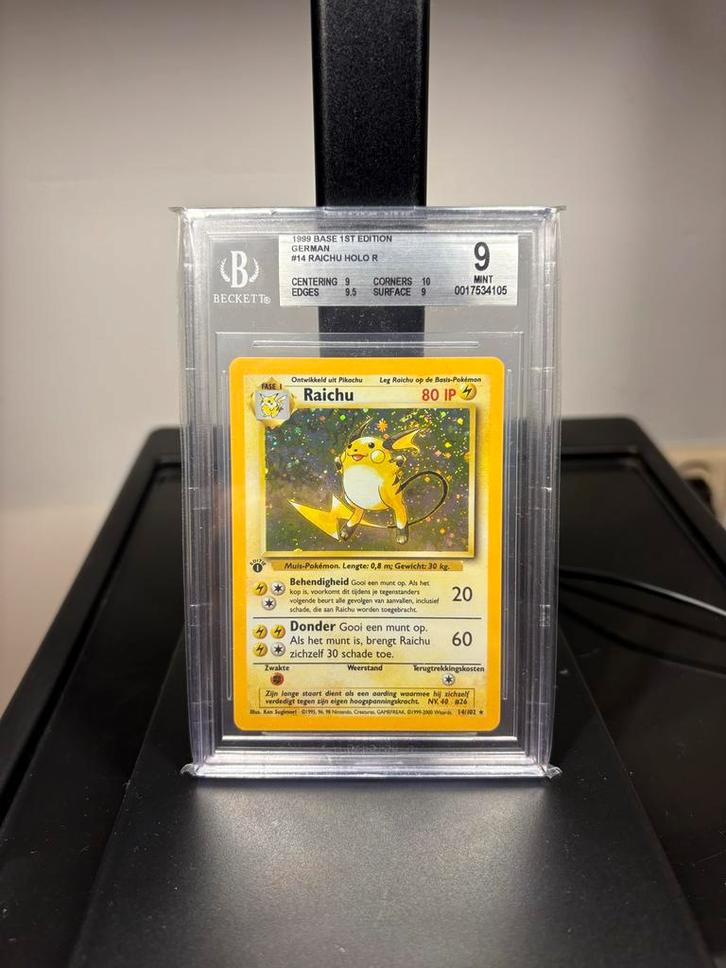 Raichu 1999 Base Set 1st Edition Holo BGS 9 (Nederlands), Hobby en Vrije tijd, Verzamelkaartspellen | Pokémon, Zo goed als nieuw