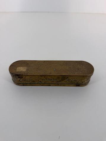 Antiek koperen tabaksdoos / snuifblik –gegraveerd – ca. 1900 beschikbaar voor biedingen