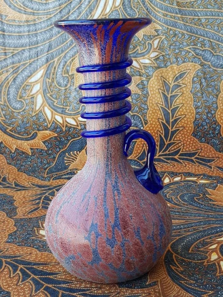 Mooie originele oude vaas uit Engeland van glas 19,5 cm., Antiek en Kunst, Antiek | Vazen, Ophalen of Verzenden