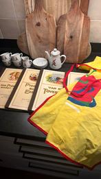 Van Nelle Fabriek gadgets (servies, kinderboeken, schort), Ophalen, Zo goed als nieuw