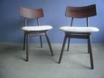 4 stoelen donkerbruin teak gebogen rugleuning, zit m. beige, Gebruikt, Wit, Hout, Ophalen of Verzenden