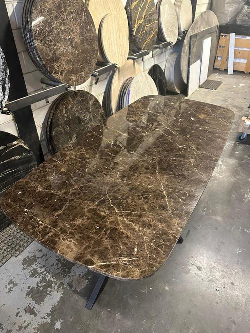 Deens ovale eettafel MOET WEG - emperador marmer - 180x90 cm, Huis en Inrichting, Tafels | Eettafels, Zo goed als nieuw, 50 tot 100 cm