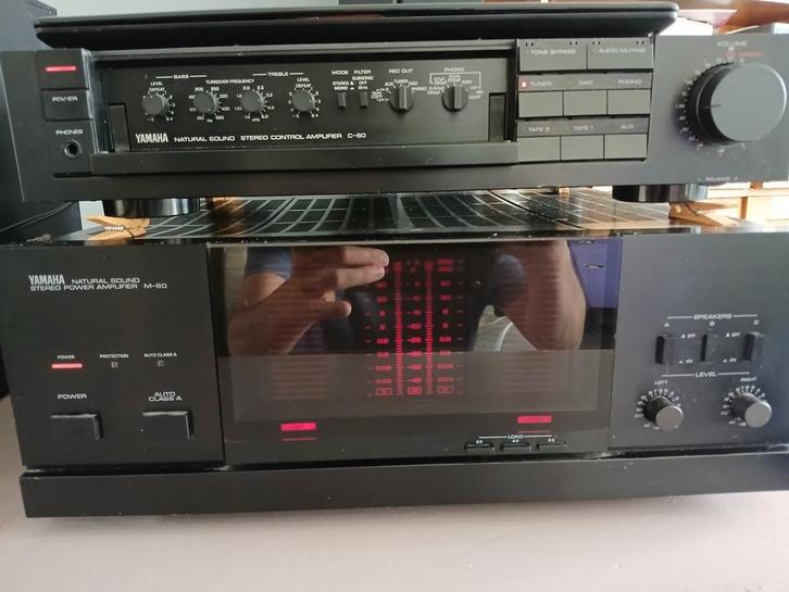 Yamaha voor en eindversterker. Luidsprekers, Audio, Tv en Foto, Versterkers en Receivers, Zo goed als nieuw, 120 watt of meer
