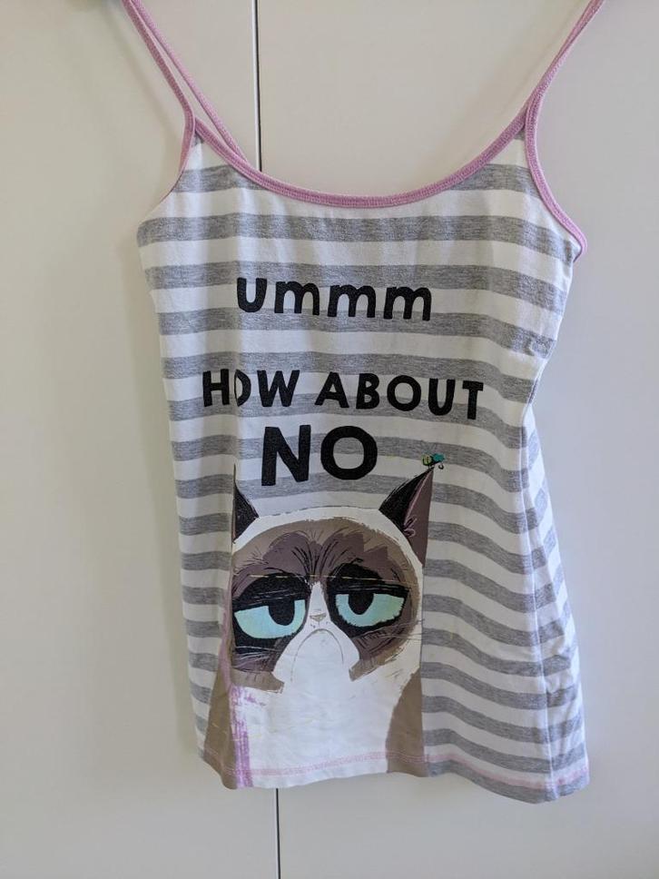 Grumpy Cat pyjama topje, maat S, Kleding | Dames, Tops, Zo goed als nieuw, Maat 36 (S), Grijs, Zonder mouw, Ophalen of Verzenden
