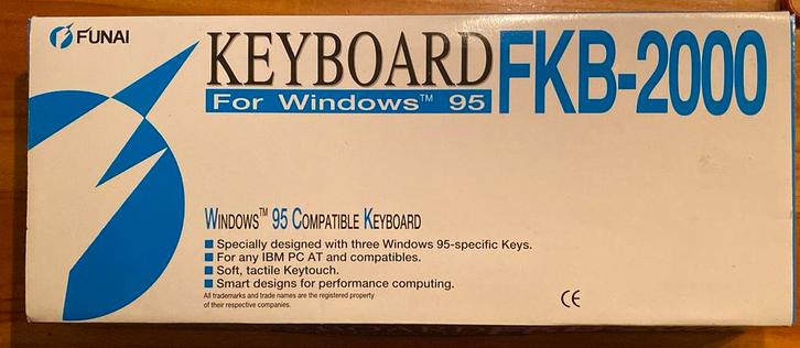 AT toetsenbord (keyboard), Computers en Software, Toetsenborden, Nieuw, Qwerty, Bedraad, Ophalen