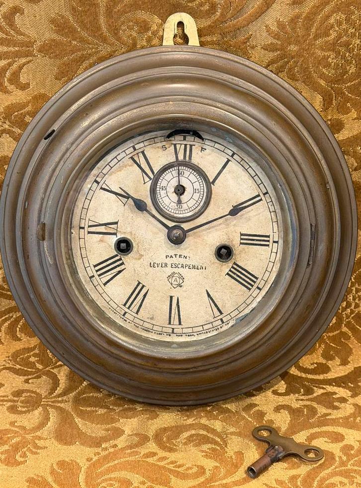 Antieke Ansonia Clock Co. wandklok., Antiek en Kunst, Antiek | Klokken, Ophalen of Verzenden