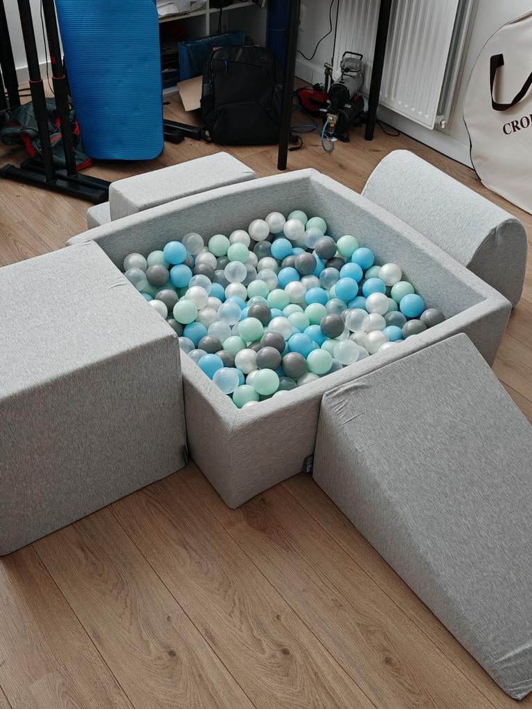 Ballenbak met 200 Ballen, Ophalen, Jongen of Meisje