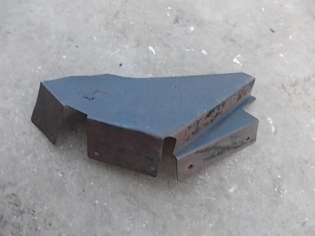 Fuel pump shield for Alfa Romeo Montreal, Ophalen of Verzenden