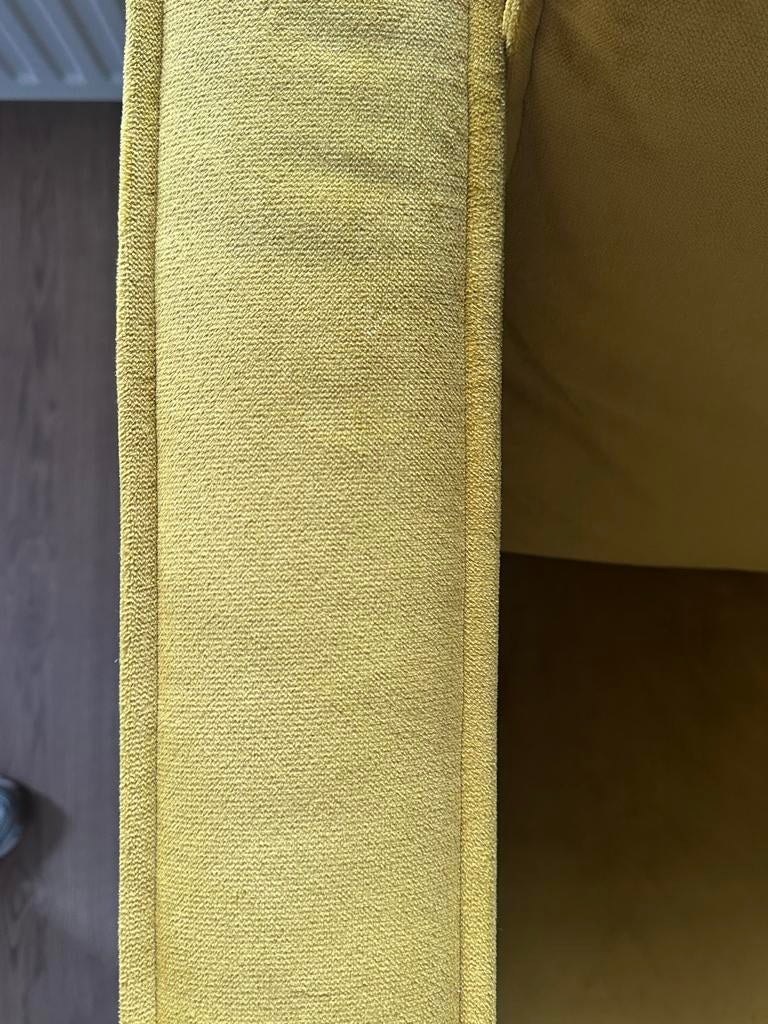 Brede stoel geel, Huis en Inrichting, Stoelen, Ophalen, Gebruikt, Overige kleuren, Eén