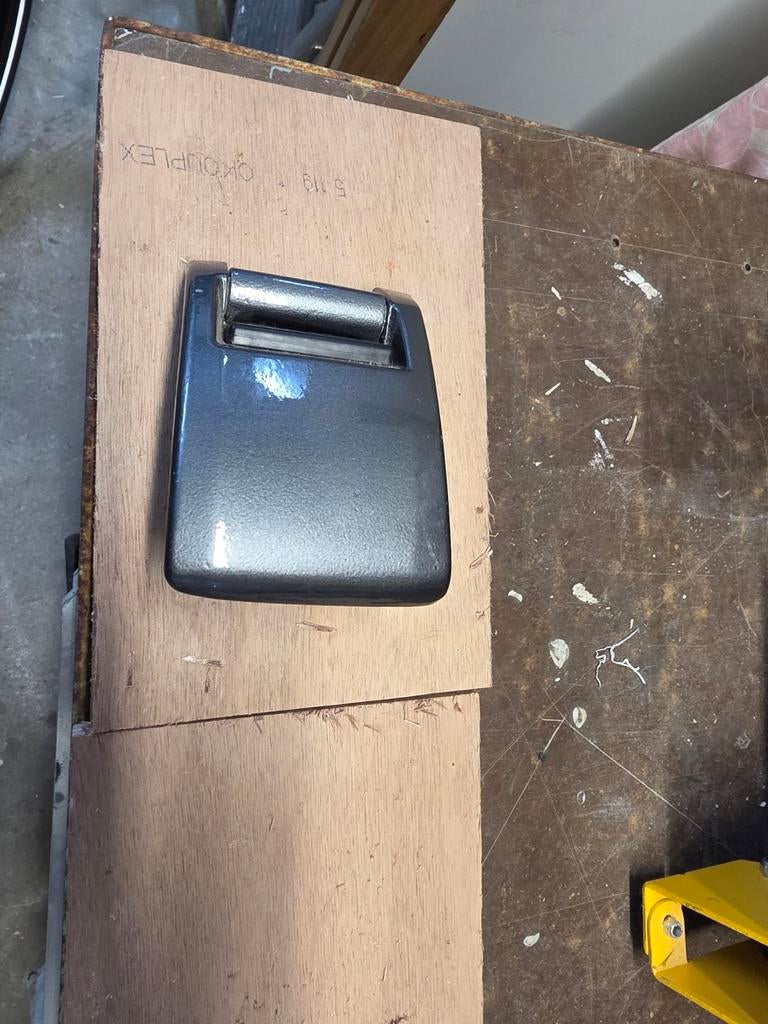 Scharnier achterdeur links boven vw transporter t5, Auto-onderdelen, Carrosserie en Plaatwerk, Ophalen of Verzenden, Achter, Volkswagen