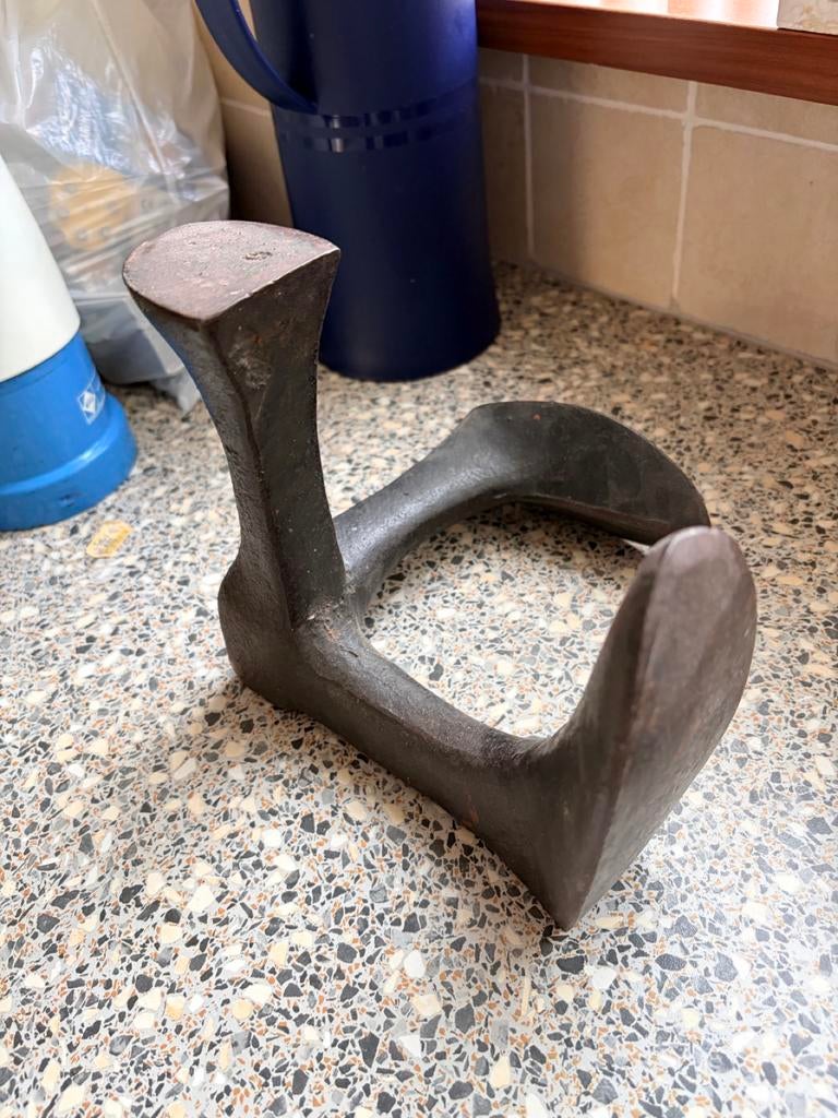 Antieke Schoenmakersleest - IJzeren Schoenleest, Antiek en Kunst, Antiek | Gereedschap en Instrumenten, Ophalen of Verzenden