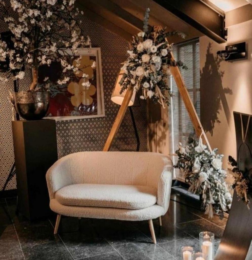 Trouwbankje Teddy bruiloft decoratie verhuur, Ophalen of Verzenden, Nieuw, Geboorte of Huwelijk