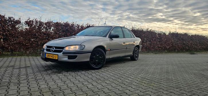 Opel 1997 Grijs, Auto's, Opel, Particulier, Omega, ABS, Airbags, Airconditioning, Centrale vergrendeling, Elektrische buitenspiegels