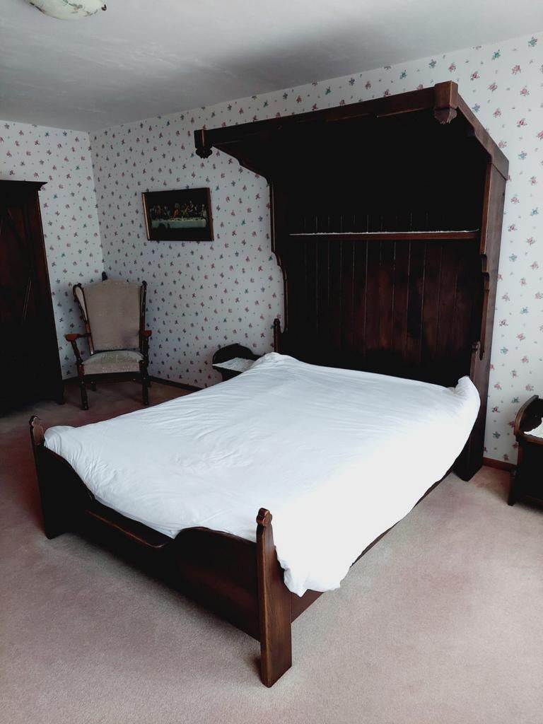 Massief houten hemelbed inclusief meubels, Huis en Inrichting, Slaapkamer | Bedden, Gebruikt, Bruin, Klassiek, Tweepersoons