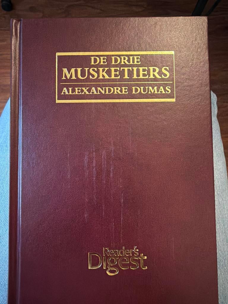 De Drie Musketiers - Alexandre Dumas, Ophalen, Zo goed als nieuw, Nederland